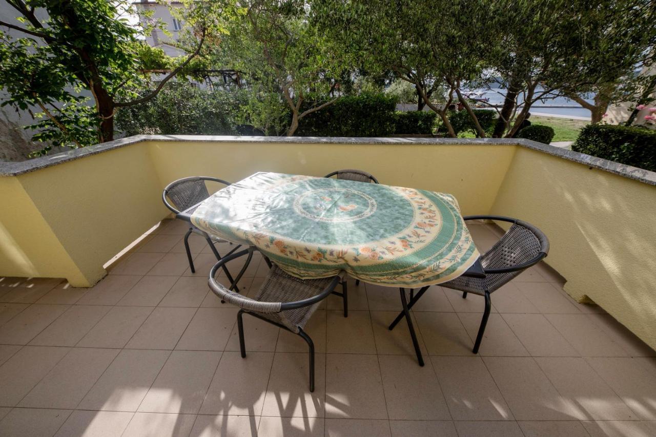 Apartments By The Sea Supetarska Draga - Donja, Rab - 11769 외부 사진