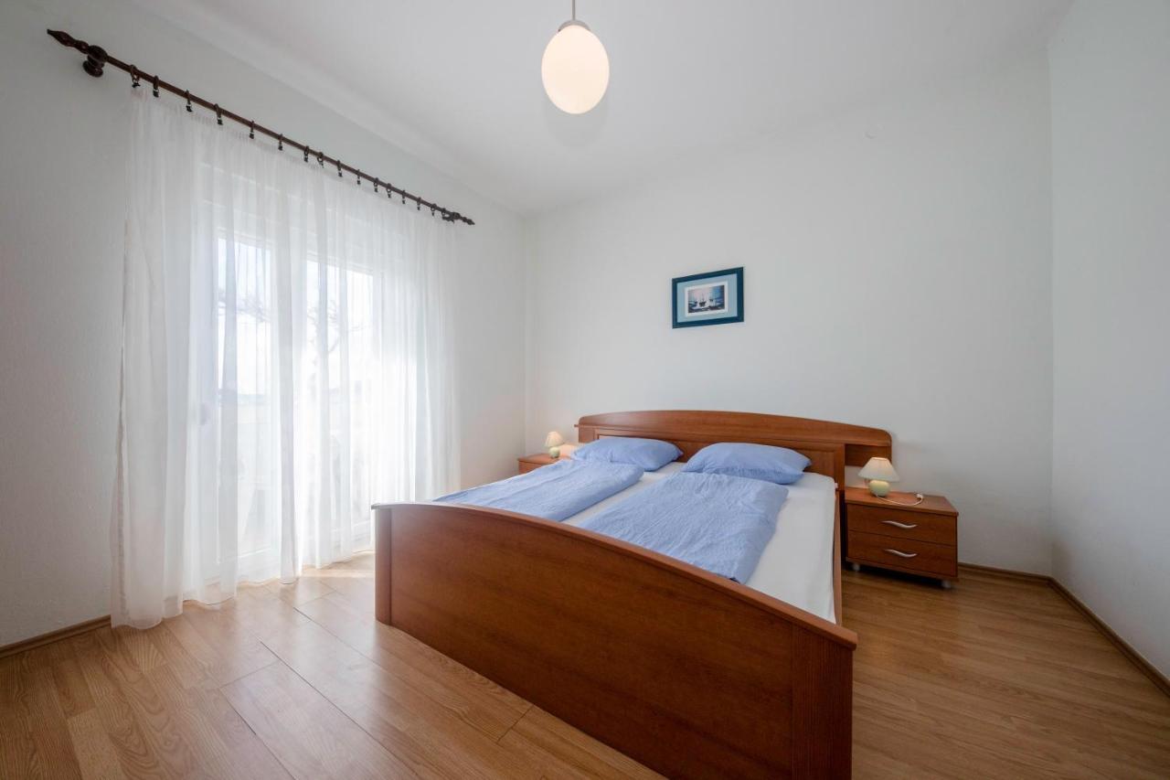Apartments By The Sea Supetarska Draga - Donja, Rab - 11769 외부 사진