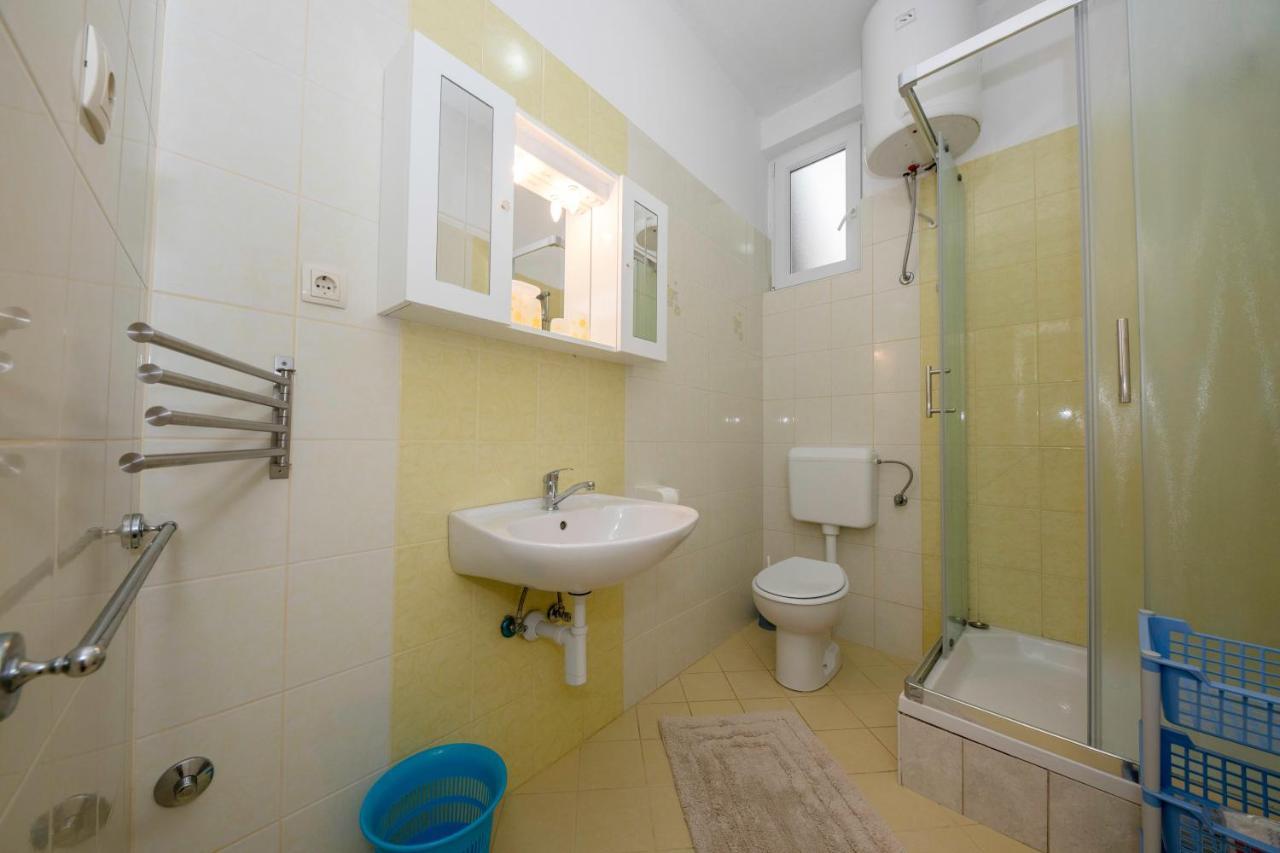 Apartments By The Sea Supetarska Draga - Donja, Rab - 11769 외부 사진